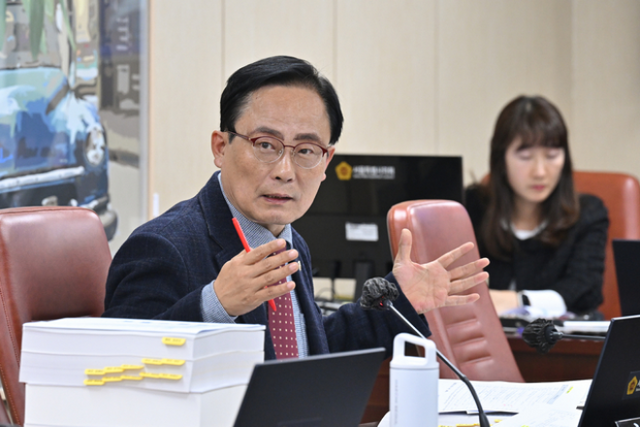 김형재 서울시의원이 지난 11월 개최된 서울시의회 문화체육관광위원회 행정사무감사에서 질의를 하고 있다./사진제공=서울시의회