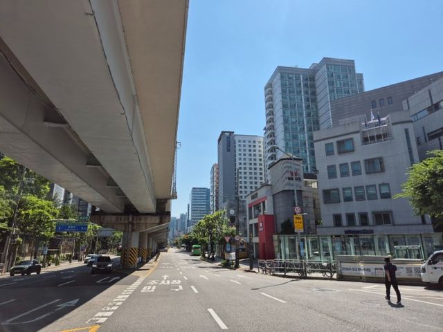 당산역 11번 출구에서 바라본 오피스텔 전경. / 사진=한상현 기자