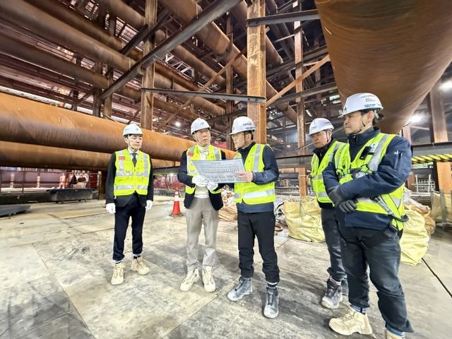 성중기 강남구청장 예비 후보가 영동대로 복합개발(GTX) 현장을 찾아 점검하는 모습./사진제공=성중기 예비후보 캠프