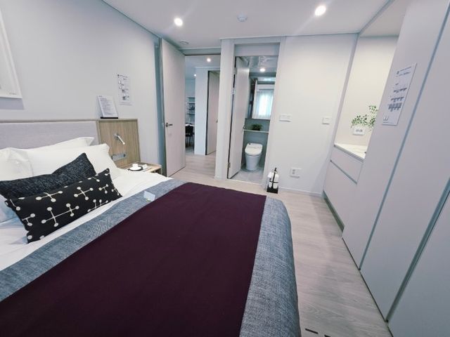 'e편한세상 부천 어반스퀘어' 59A㎡타입 안방 모습./한국금융신문 조범형 기자