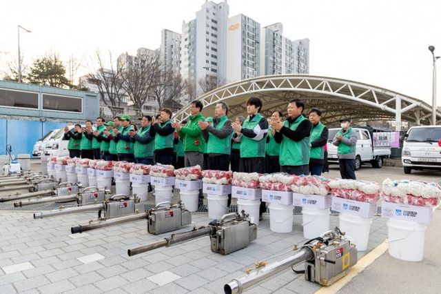 마포구 새마을자율방역봉사대 발진식./사진제공=마포구
