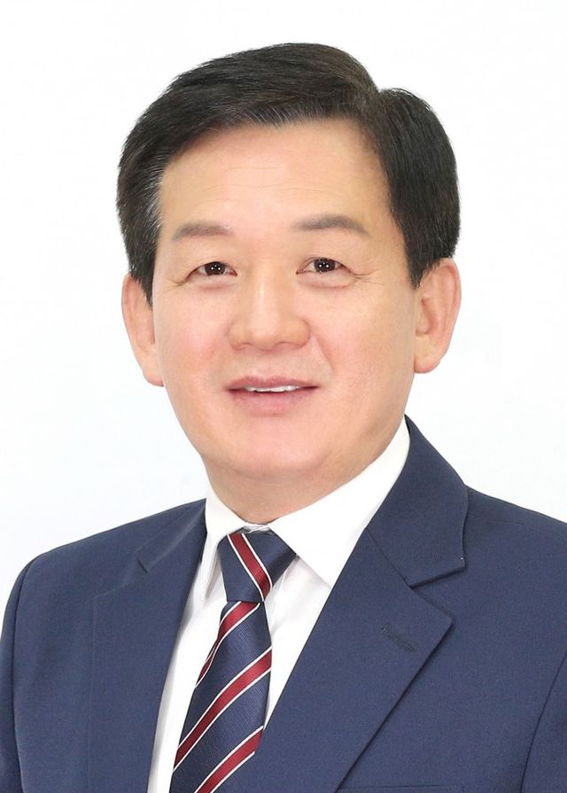 윤판오 서울시 구의회의장협의회 회장. /사진제공=중구의회