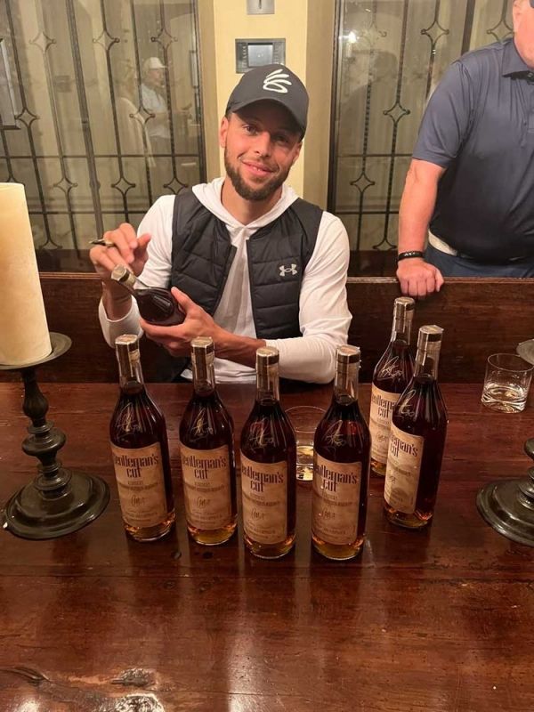 스테판 커리와 젠틀맨스 컷 켄터키 스트레이트 버번위스키 / 젠틀맨스 컷 홈페이지 갈무리