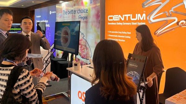 ‘ENCORE SEOUL’에 마련된 오스템카디오 홍보부스 /오스템임플란트 제공