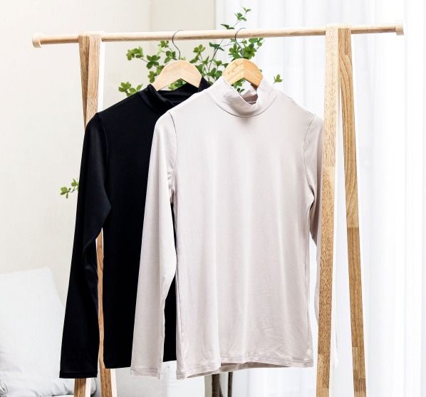 '이지웜 터틀넥 긴팔' /아성다이소 제공