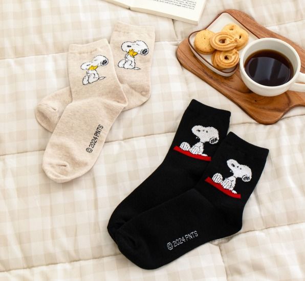다이소 ‘피너츠 탁텔 발목 포인트 중목 양말’ /아성다이소 제공
