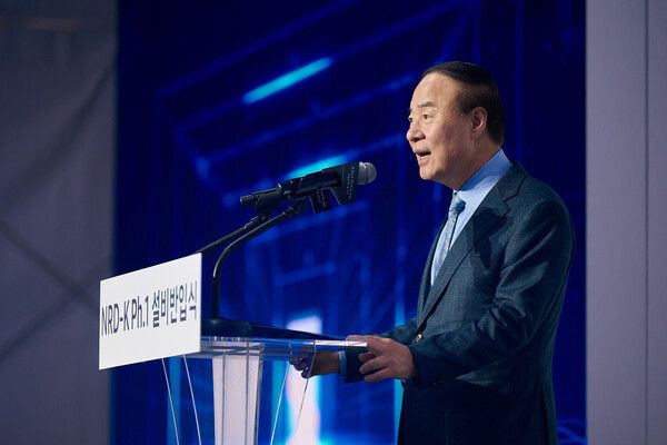 18일 삼성전자 기흥캠퍼스에서 열린 NRD-K 설비반입식에서 전영현 부회장이 기념사를 하는 모습 /삼성전자 제공