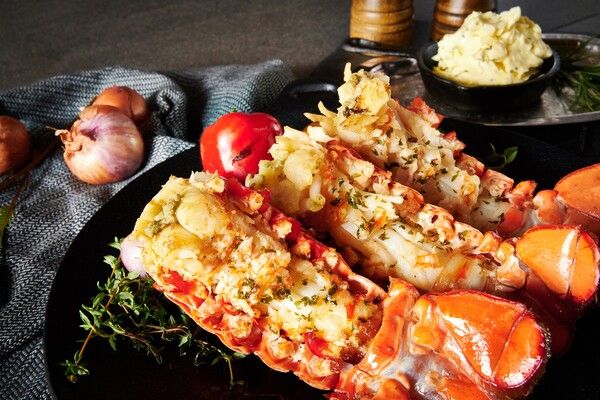 CJ프레시웨이 랍스터테일 상품 조리 예시