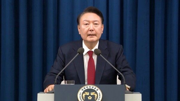 지난 3일, 대국민 담화서 비상계엄을 선포하고 있는 윤석열 대통령