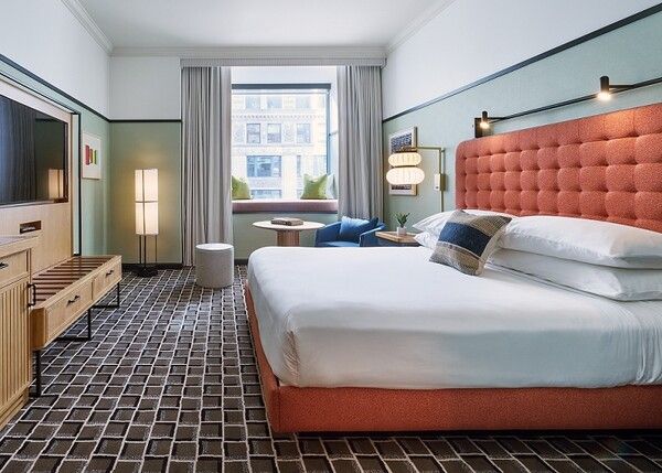 L7시카고 바이 롯데_디럭스룸1&nbsp;/롯데호텔앤리조트 제공 (포인트경제)