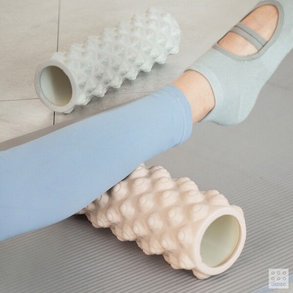 아성다이소&nbsp;‘돌기 폼롤러’ /아성다이소 제공