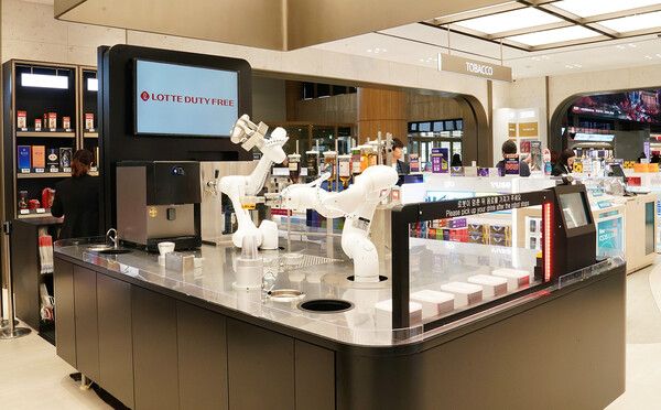 바텐더 솔루션 /두산로보틱스 제공