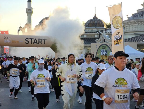 '갤럭시 워치런 @사파리'