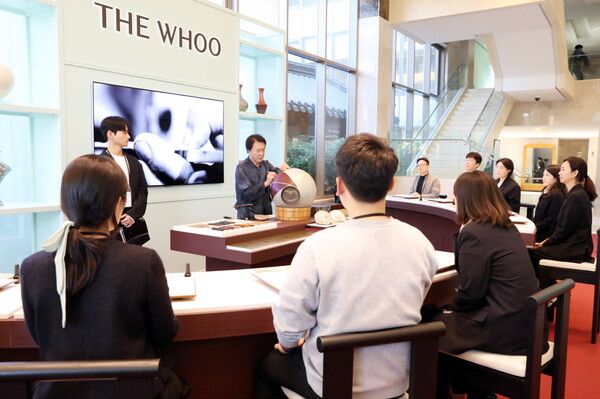 LG생활건강 ‘더후 아트 헤리티지 라운지’ 자개 공예 클래스