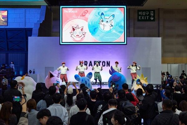크래프톤의 부스 무대 [사진=크래프톤] (포인트경제)