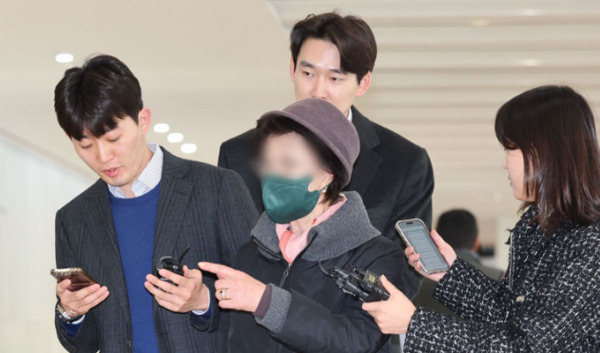 김건희 씨의 모친 최은순 씨 / 사진=뉴시스 (포인트경제)