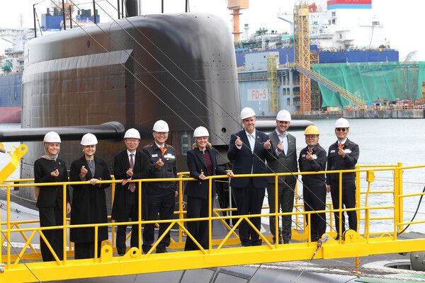 캐나다 산업부 멜라니 졸리, 한화오션 60조 잠수함 사업 현장 점검 /한화오션 제공