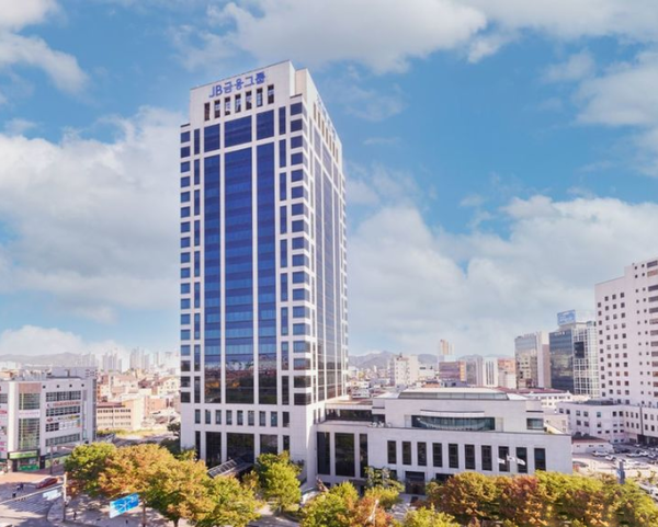 JB금융지주 본점 / 사진=뉴시스 (포인트경제)