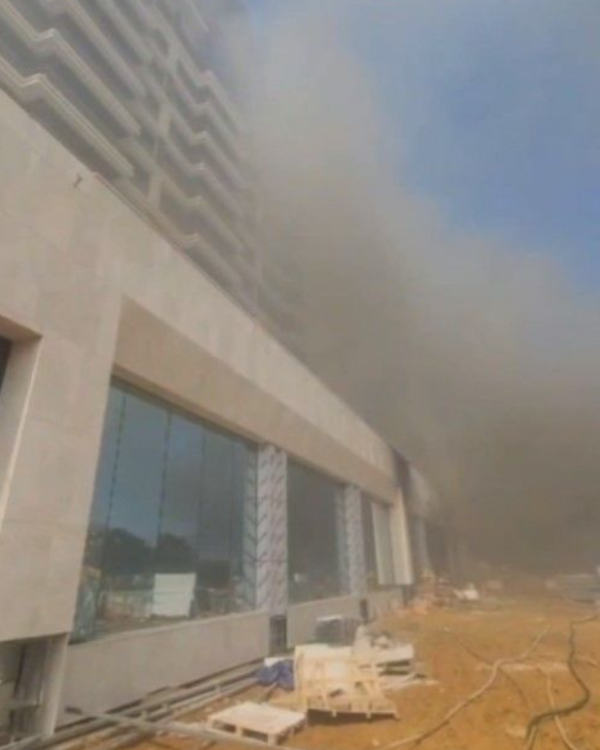 4일 오전 부산 기장군의 한 복합리조트 신축현장에서 불이 났다. /사진=부산소방재난본부, 뉴시스