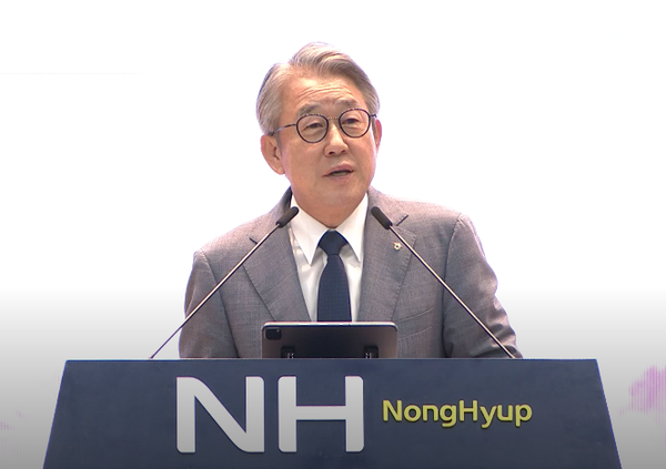 6월 정례 조회하는 강호동 농협중앙회장 / 출처 - NH TV 농협방송 캡쳐 (포인트경제)