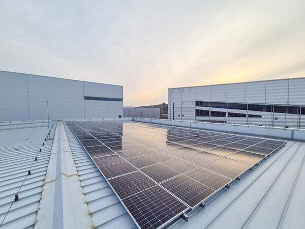 현대면세점 태양광 에너지 패널