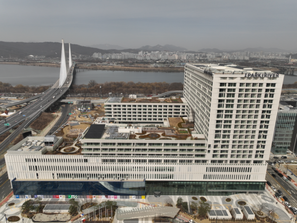 서울 강동구 '아이파크 더리버' 전경