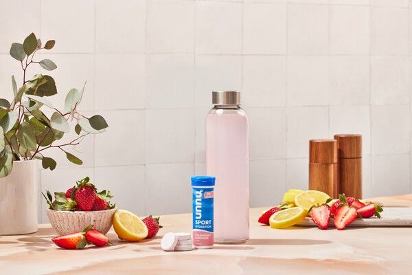 현대바이오랜드에서 출시한&nbsp;전해질 드링크 브랜드 ‘눈(Nuun)’ 제품 이미지