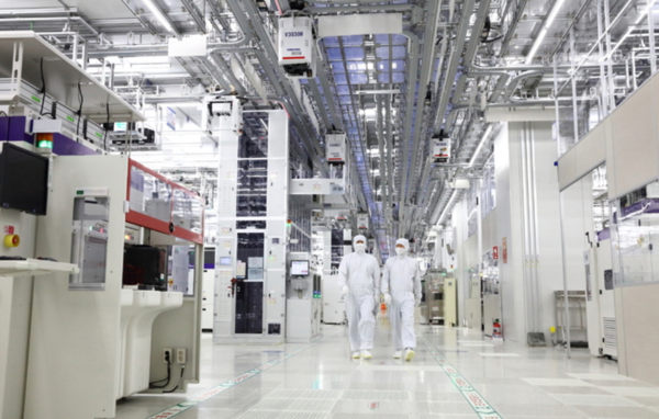 평택 캠퍼스 반도체 공장 내부 /삼성전자&nbsp;