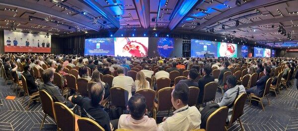 지난 2024년 4월 27일과 28일 오스템임플란트 마곡 트윈타워와 코엑스에서 진행된 ‘2024 오스템월드미팅 서울' 행사 모습.