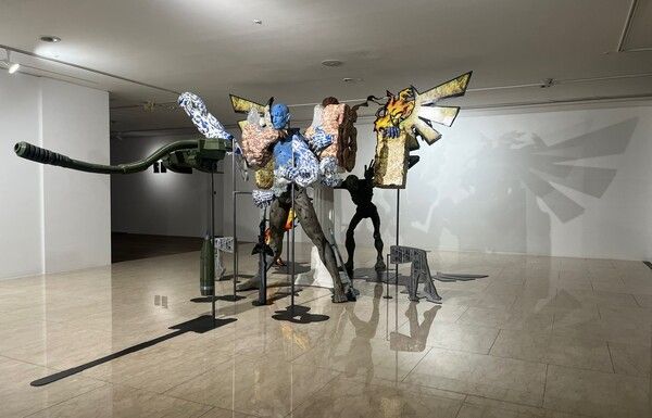 2025 신한 영 아티스트 페스타 섬광 전시 전경