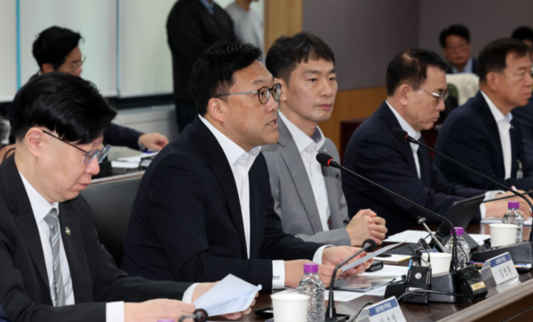 김병환 금융위원장이 7일 오전 서울 종로구 정부서울청사에서 열린 금융상황 점검회의에서 발언하고 있다. /사진=뉴시스