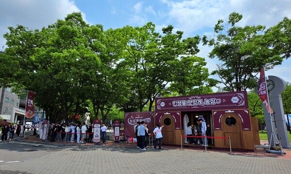 지난 20일 숭실대학교에서 진행한 '농심 캠퍼스 팝업스토어' 전경 [사진=농심](포인트경제)