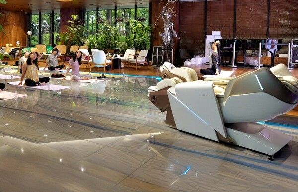 지난&nbsp;15일 바디프랜드&nbsp;본사에서&nbsp;진행된&nbsp;'헬스케어로봇X강하나'&nbsp;전신&nbsp;스트레칭&nbsp;클래스 현장 [사진=바디프랜드](포인트경제)