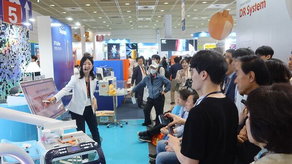 오스템임플란트 현장 부스 모습. /오스템임플란트 제공
