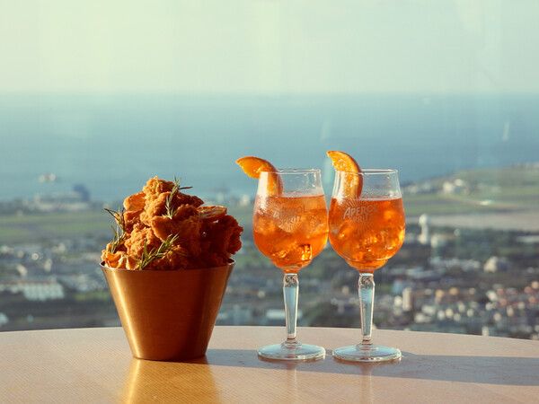 제주 드림타워 복합리조트-아페롤, ‘아페롤 스프리츠’ 팝업행사 진행 /롯데관광개발 제공