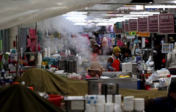 지난 2월 대구 중구 서문시장 국수골목 /사진=뉴시스