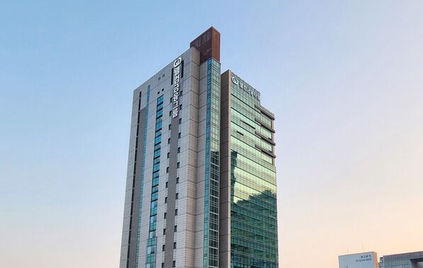 웰컴저축은행&nbsp;사옥&nbsp;‘웰컴금융타워’&nbsp;전경&nbsp;