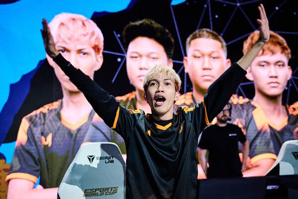 스마일게이트, EWC 8강 진출팀 확정...중국 5개 팀 전원 진출