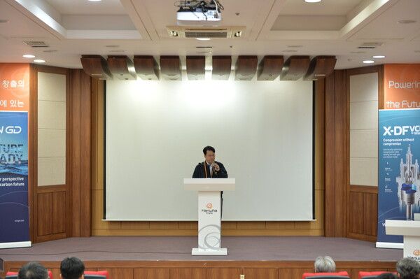 한화엔진, 세계최초 LNG선용 VCR 적용엔진 생산 성공