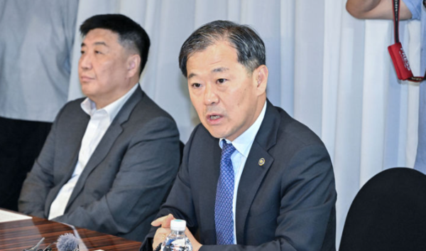 이형훈 보건복지부 2차관이 서울 중구 더 플라자 호텔에서 열린 수련협의체 제1차 회의에서 발언을 하고 있다 / 사진=뉴시스 (포인트경제)