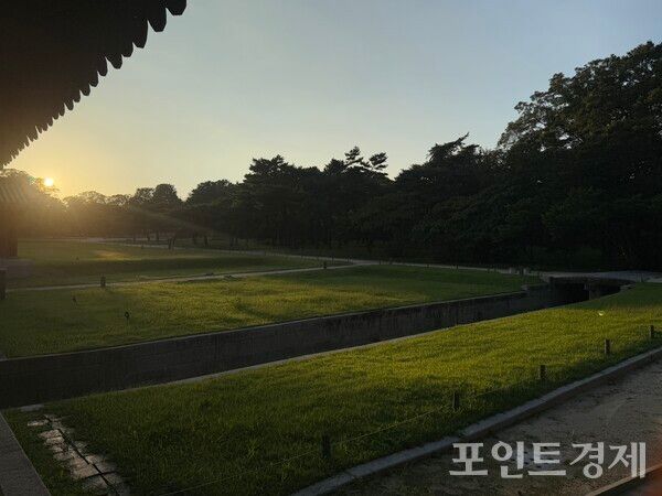 2일 오후 6시께 창경궁의 내부 풍경&nbsp;/사진=명은별