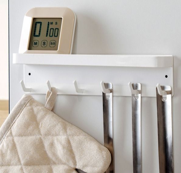 다이소 ‘자석 타입 스틸 선반 걸이 6구’