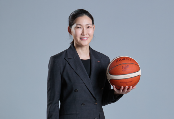 BNK 부산은행 박정은 감독, 여성체육대상 지도자상 수상 /BNK 부산은행 제공
