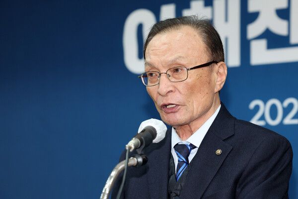 이해찬 민주평화통일자문회의 수석부의장이 지난해 11월 3일 오전 서울 중구 민주평통사무처에서 열린 취임식에서 취임사를 하고 있다. /사진=뉴시스