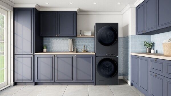 해외 매체서 '2026년 최고의 제품'으로 호평 받은&nbsp;삼성전자 '비스포크&nbsp;AI&nbsp;원바디'&nbsp;결합형 세탁건조기 /삼성전자 제공