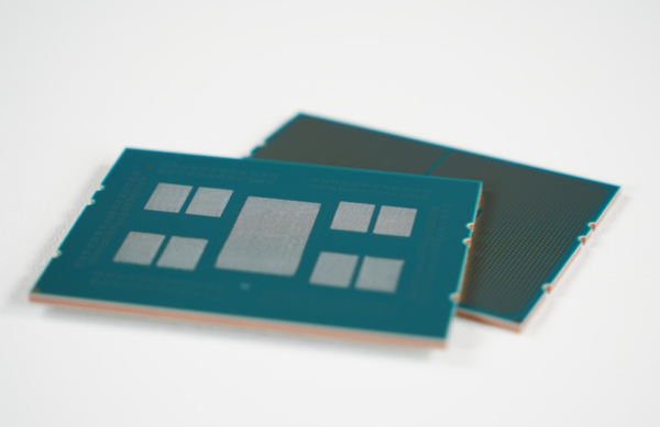 삼성전기 유리 기판. [사진=삼성전기] (포인트경제)