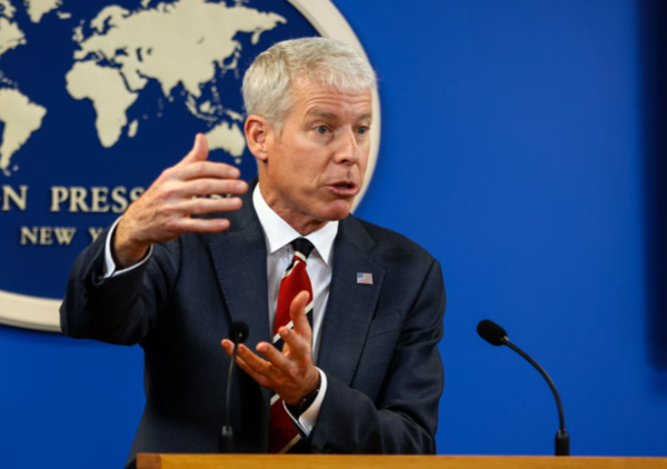 미국이 국제 유가 상승을 억제하기 위해 전략비축유(SPR) 1억7200만 배럴을 방출하기로 했다. 사진은 크리스 라이트 미국 에너지부 장관이 지난 9월 24일(현지 시간) 미국 뉴욕의 외신기자센터에서 기자회견 중인 모습. /사진=뉴시스