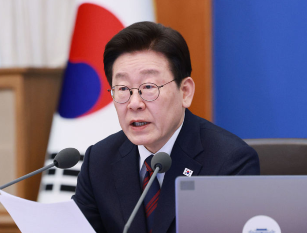 이재명 대통령이 19일 청와대에서 열린 수석보좌관회의에서 발언하고 있다. /사진=뉴시스