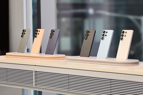 갤럭시 S26 시리즈 제품 이미지. [사진=삼성전자] (포인트경제)