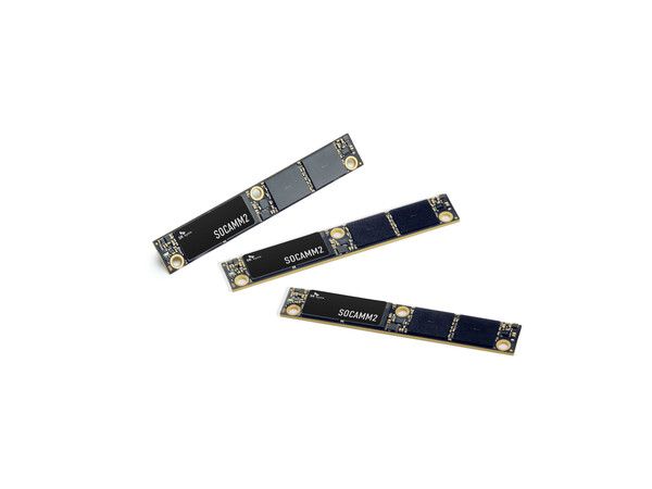 SOCAMM2 192GB(기가바이트) 제품 /SK하이닉스 제공